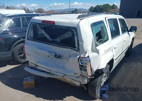 2010 Jeep Patriot Sport from USA, damaged, VIN 1J4NF2GB2AD617511
